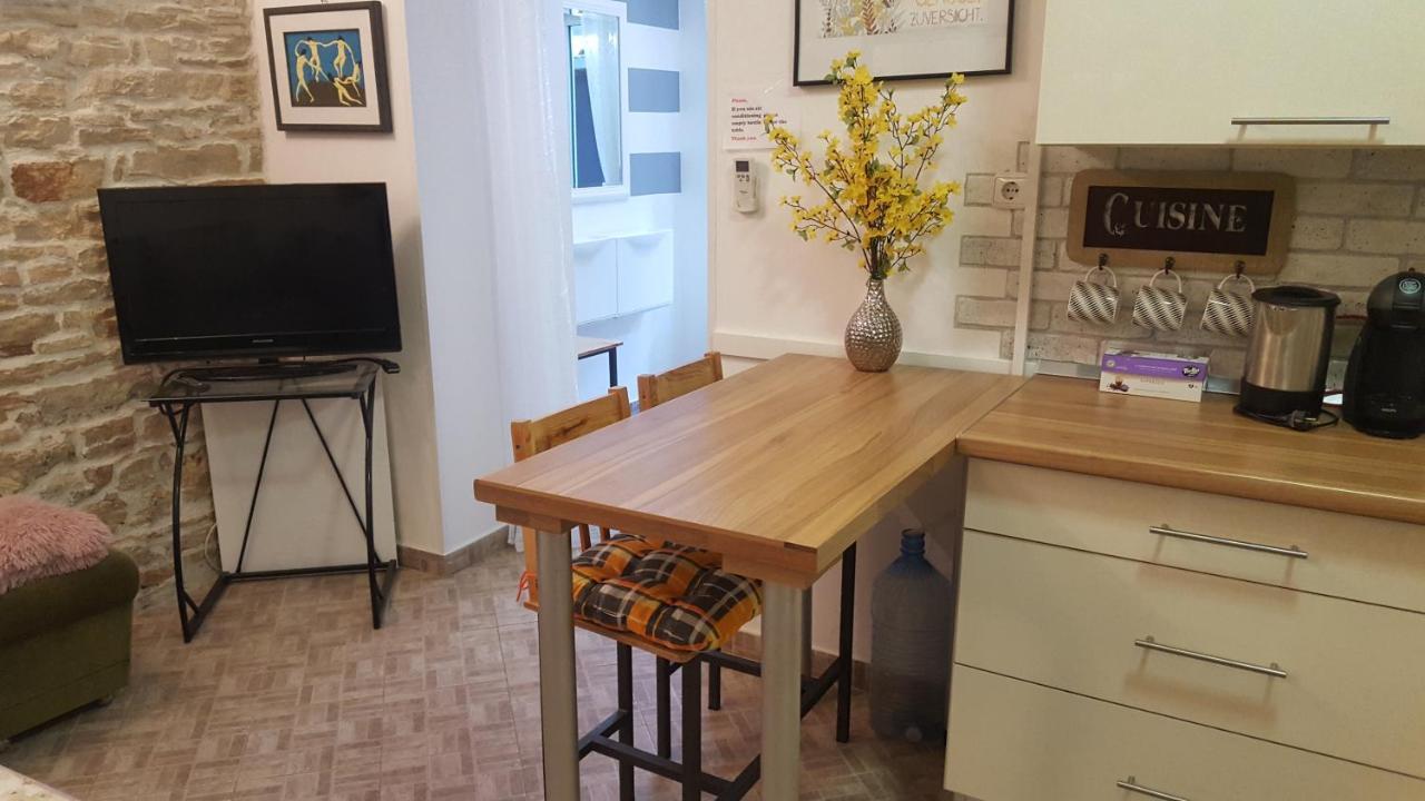 Apartment Kety Пула Екстер'єр фото